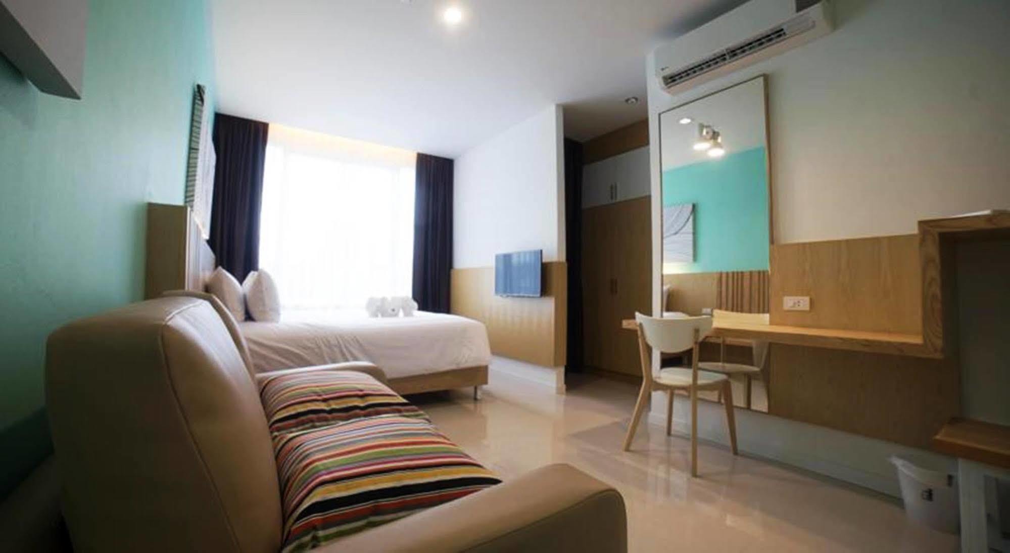 The Bliss Ubon Hotel Ubon Ratchathani Bagian luar foto